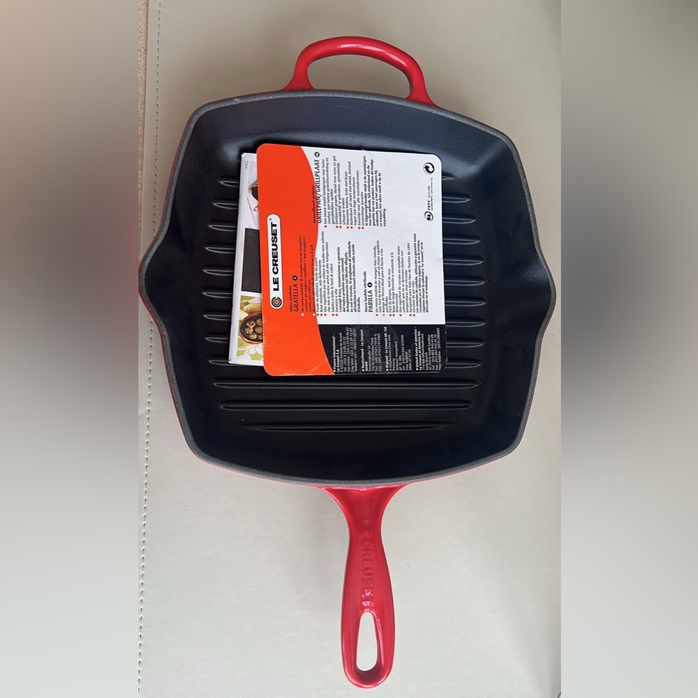 Brand new with tags Le Creuset Cerise cast iron grill pan